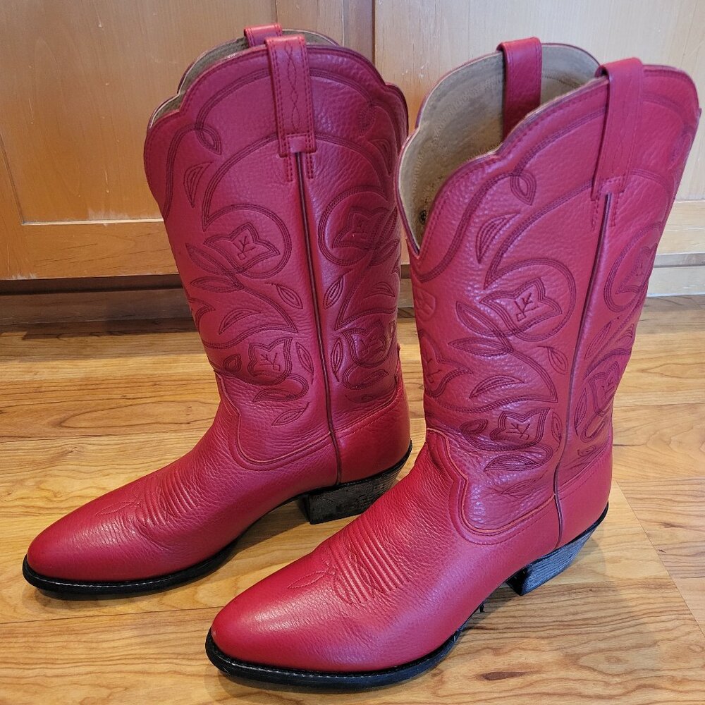 Women's Ariat Heritage R Toe Boots Size 9